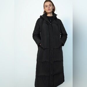 Zara Women's Black Long Down Hooded Puffer Coat - Water/Wind Res - Size: M